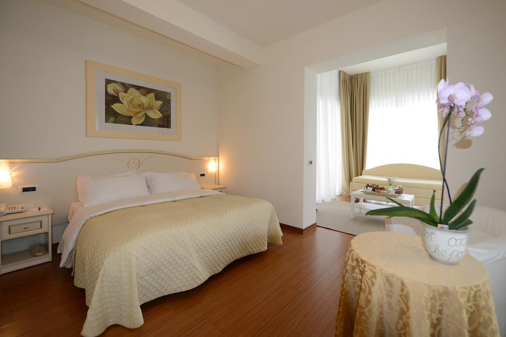 Hotel Viscardo Forte dei Marmi Exterior photo